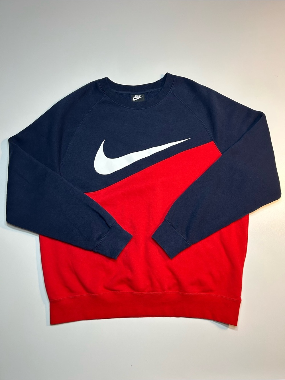 Nike Sportswear Navy Red Big Swoosh Colorblock Raglan Crewneck Sweatshirt